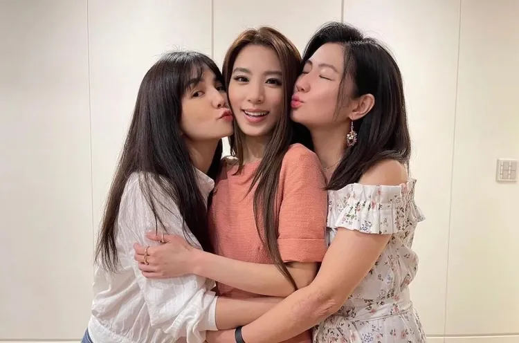 女子天團S.H.E成員Selina日前宣布升格當媽了。翻攝Selina IG