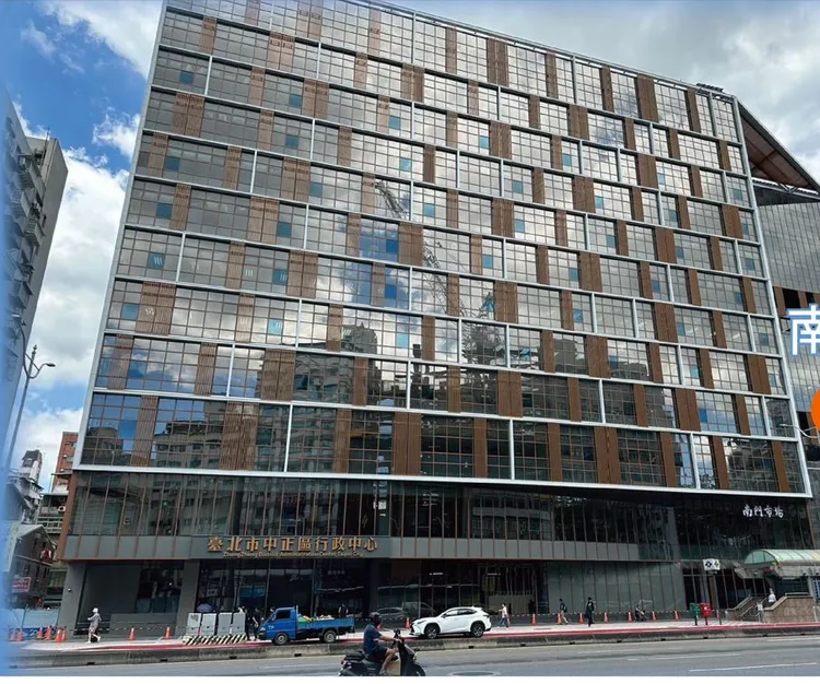 南門市場新大樓。翻攝南門市場臉書粉絲頁