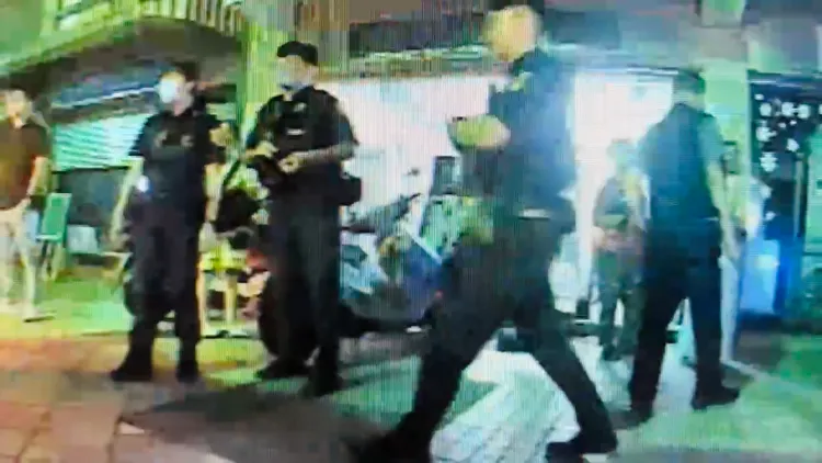 大批警力前往調查。讀者提供