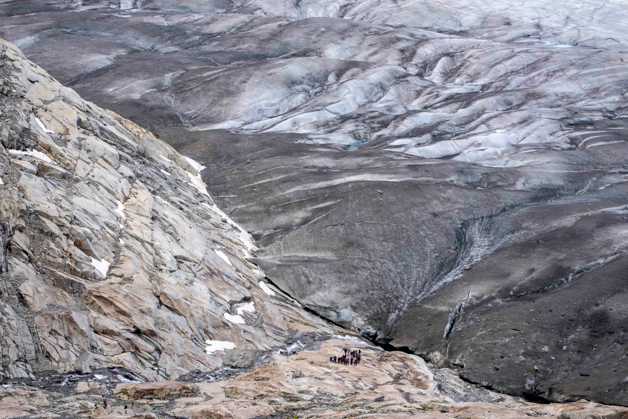 阿萊奇冰川(Aletsch Glacier)6月14日景色。美聯社