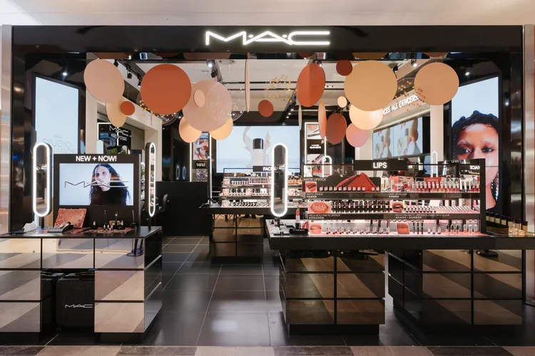 M.A.C全新品牌概念店。品牌提供