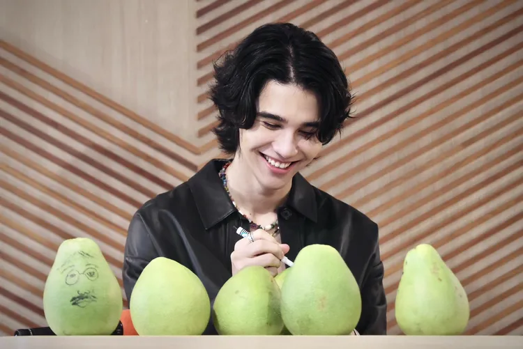 羅杰夫自豪畫功。林林攝