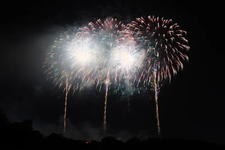 國慶焰火試放。市府提供