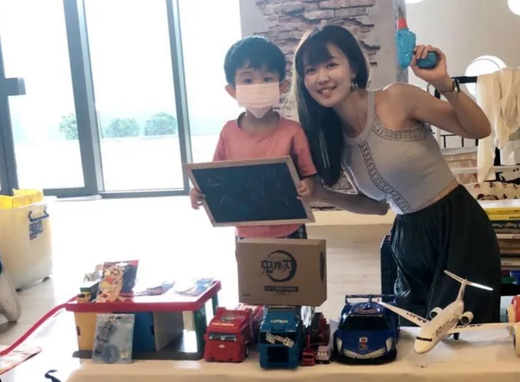 張吟禎陪兒子開心出遊。張吟禎提供