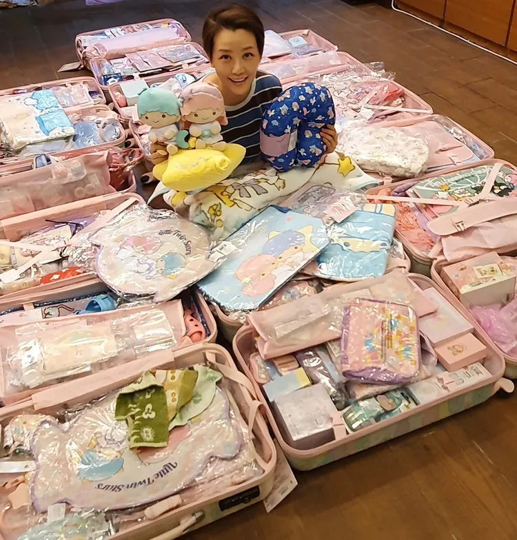 寇乃馨公開「第三者們」原來是Kikilala雙子星。翻攝自寇乃馨臉書