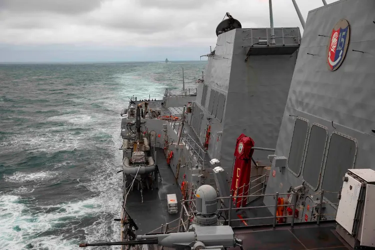 美國海軍發布｢強生號｣航行通過台灣海峽的新聞。翻攝美軍太平洋艦隊臉書