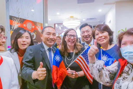 AIT主席出席挺侯僑宴從頭坐到尾 羅森伯格:美台關係堅若磐石