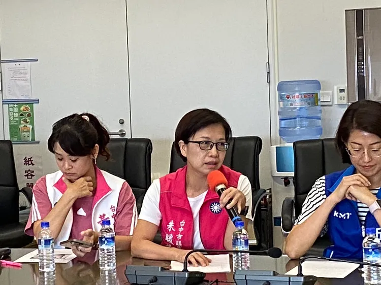 市議員朱暖英質疑，有效期限4個月的進口蛋，真的可以吃嗎？