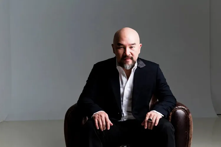 辛龍在愛妻劉真過世後，生活十分低調。翻攝辛龍臉書