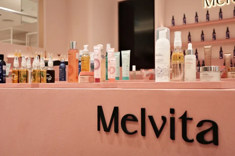 品牌全新LOGO全新字體。品牌提供