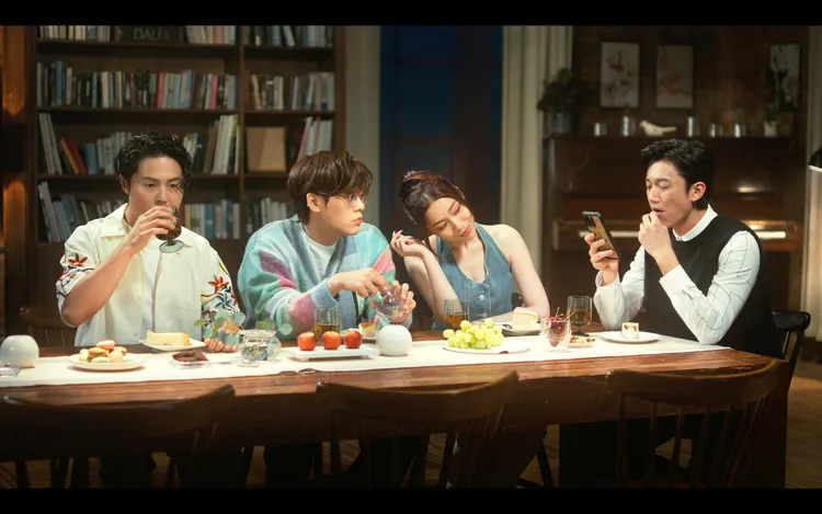 告五人與吳慷仁合拍廣告。相信音樂提供