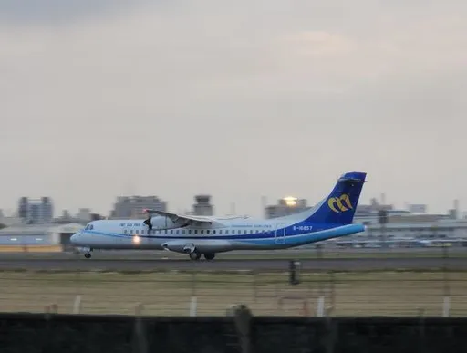 華信班機彰化空中折返原因曝光　出現「這異常」幸平安降落