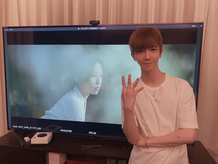 《雲之羽》導演郭敬明今年40歲生日時透露在剪接該劇，結果正式播出時導演卻掛名「顧曉聲」。翻攝郭敬明微博