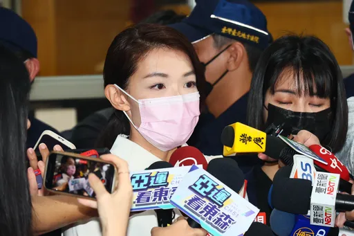 被爆豪宅、名車、男友干政！高虹安全說了　「虛心檢討」