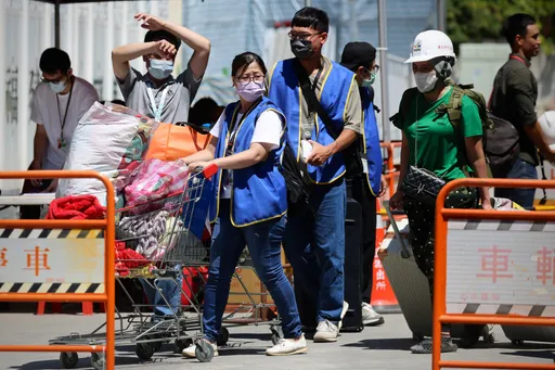 當夜趿拖鞋逃生!5天後返變形家園 大直災戶限時取物「頭暈離場」