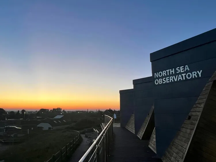 事發的濱海設施。翻攝FB/SeascapeCafeNorthSeaObservatory