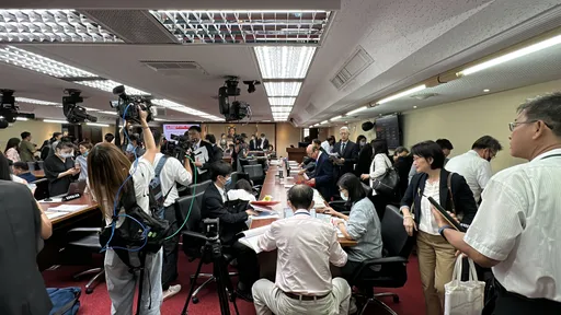 立委質詢明揚大火是否疏散員工 立法院竟碰巧警鈴大作