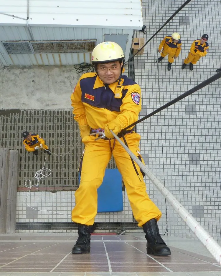 江信村參與訓練，精益求精，戮力守護家園。消防局提供