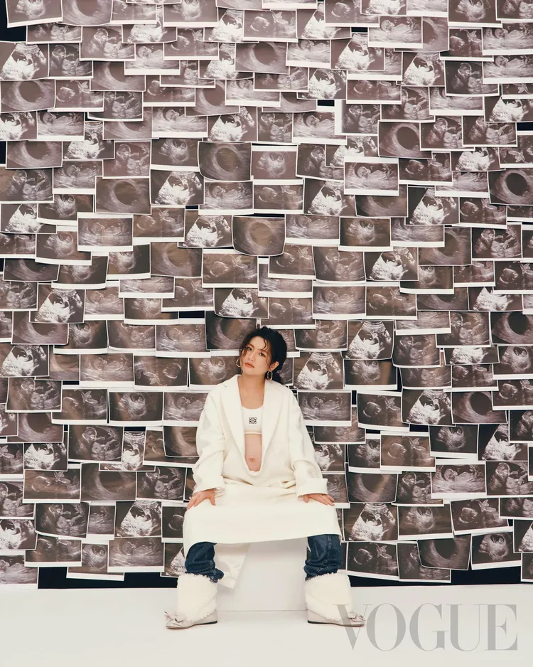 Selina的孕婦美照也有帥氣版本。翻攝Selina臉書