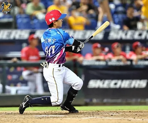 江坤宇本季第4轟炸裂！中信兄弟9比6砲擊味全龍