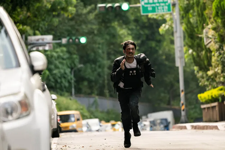 李李仁笑稱不喜歡打架。一種態度電影股份有限公司提供