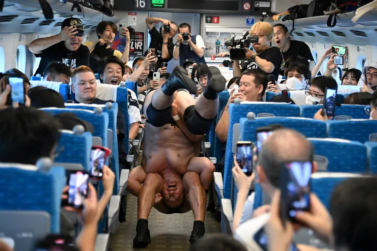 路透社