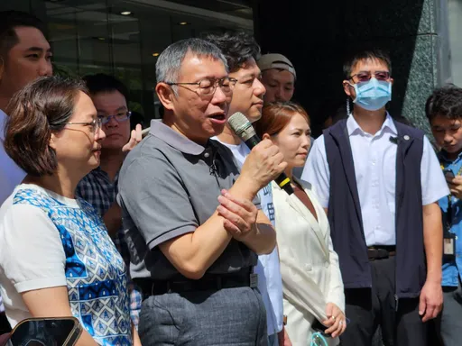 柯文哲大酸民進黨吃相難看「連盤子都吃、桌子搬走」　示警他當選「台灣經濟絕對壞」