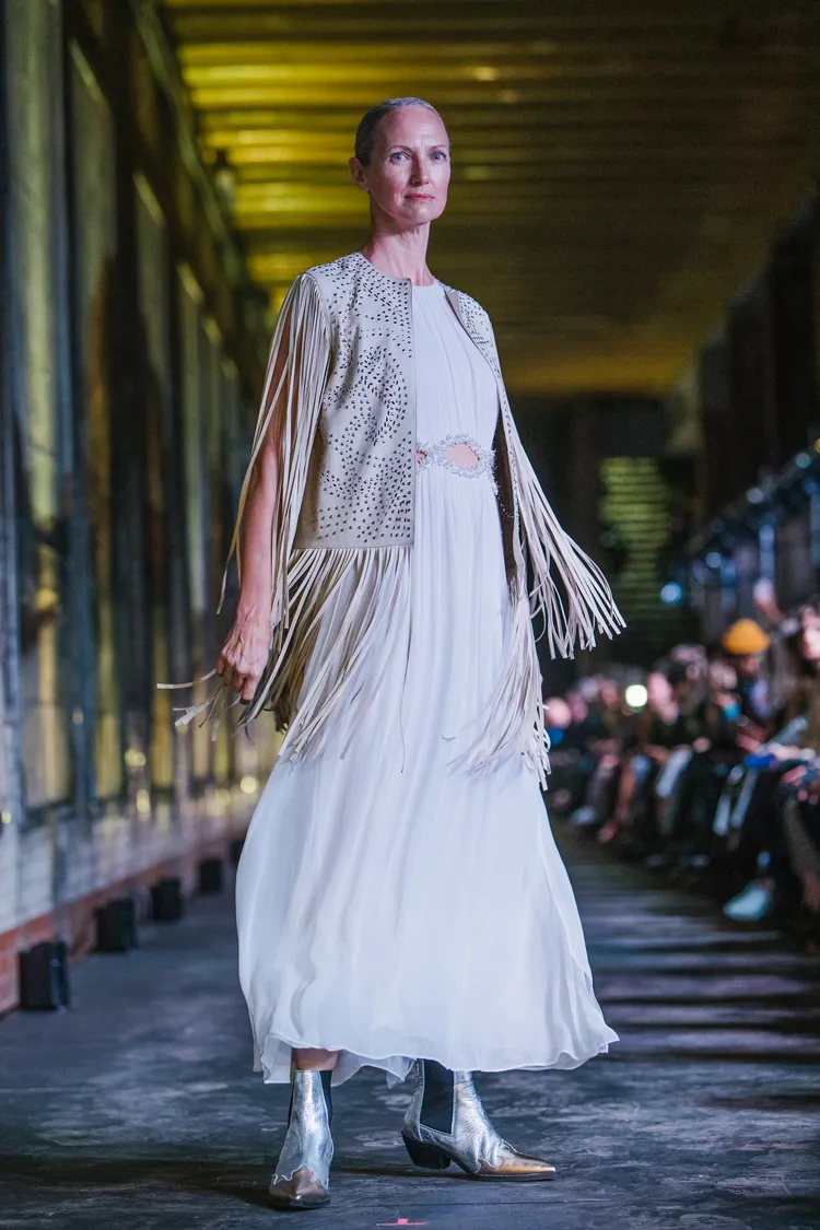 本季將女裝單品結合大流蘇。品牌提供