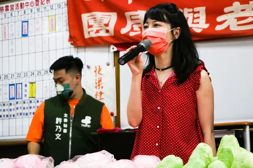 陳時中含淚相挺？　高嘉瑜：別懷疑部長支持我的意志