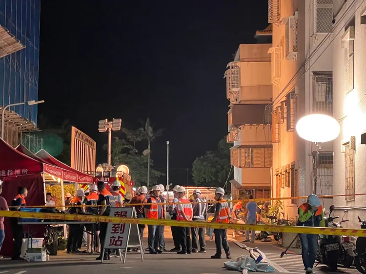 大直民宅下陷現場。彭欣偉攝
