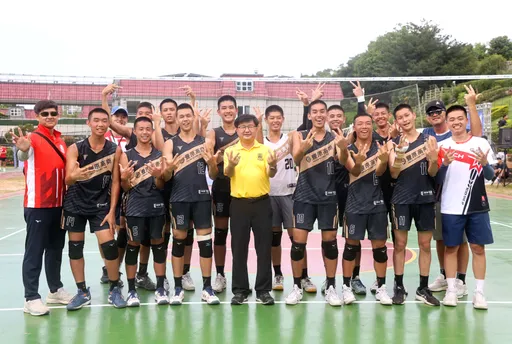 第50屆永信杯排球賽落幕　高男組豐原高商霸氣8連霸！