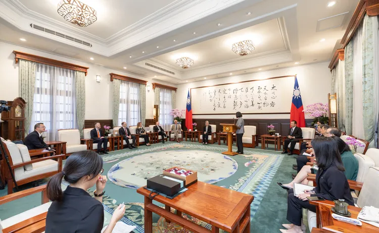 蔡英文歡迎郝愷悌率團來到台灣。總統府提供