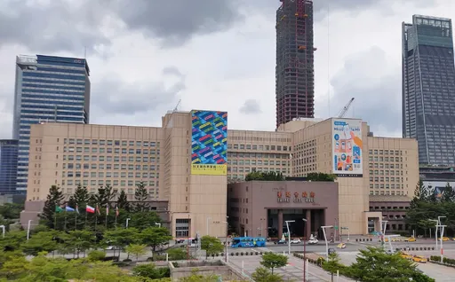 北市都發局爆內鬨！女主管遭下屬惡整　裝監視器驚見這畫面氣炸怒告