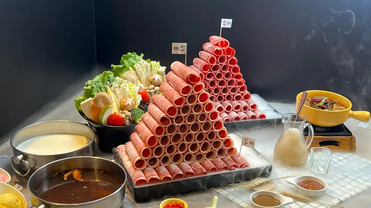 肉塔肉品有美國牛小排、美國雪花牛、美國低脂牛等。曾佳俊攝