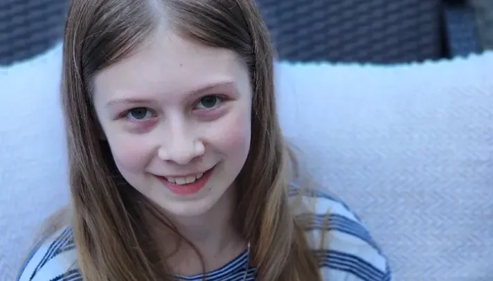 由於父親縱火，露露一家5口剩她獨活。翻攝GoFundMe