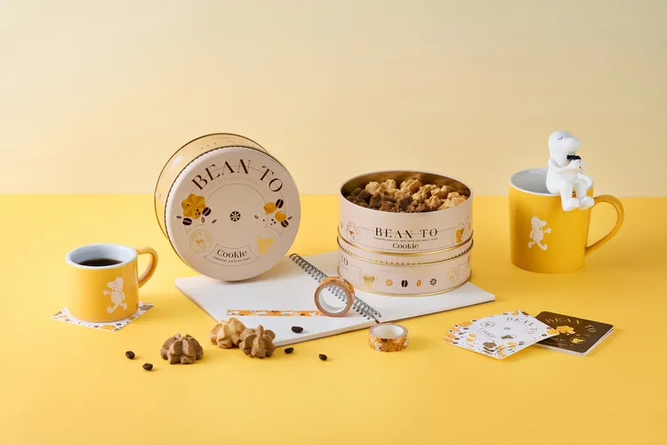 COOKIE886新品曲奇上市期間，凡購買即贈周邊小禮。業者提供