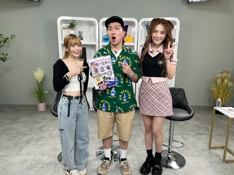 解婕翎（右）和瑀熙（左）接受張立東拷問。Up直播提供