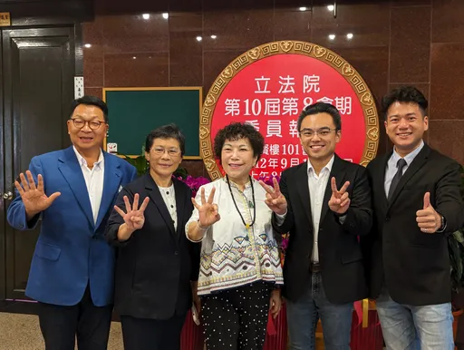 立院新會期開議！朝野「5劍客」一早搶報到 　他4點就到奪冠