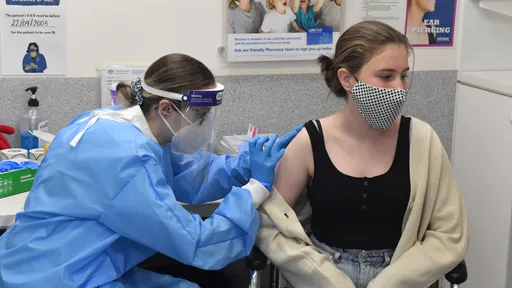 美核准最新版COVID-19加強針　重點一次看