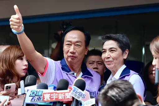  彭淮南被爆要鄰居別幫郭台銘連署！急致電澄清　郭辦怒告國民黨的他