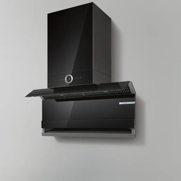 8系列紅外線智慧雙吸排油煙機(DWF9GCR71W)，紅外線感測技術智能開啟排油煙，煎煮燉炒自動調節吸力大小。業者提供