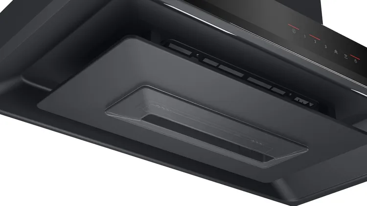 4系列5D颶風環吸排油煙機(DWF97CA20W)，搭配專利負壓導流技術與颶風吸力。業者提供