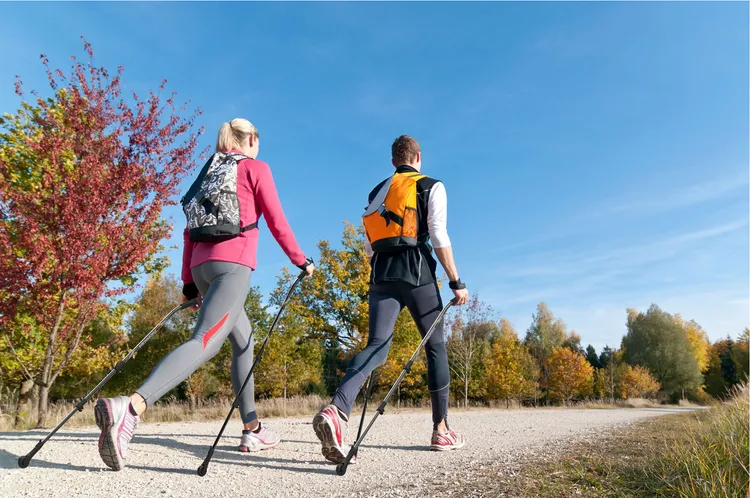PP健走杖配備獨家發明的「壓力定向輪」，透過推與拉（Push-Pull）的動作控制，輕鬆提高運動效益。(圖/業者提供)
