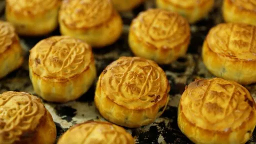 吃1/8塊月餅的「甜蜜代價」 營養師:走路22分鐘才能消耗熱量