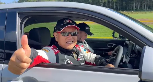 蛤?豐田汽車會長被問「開什麼車」 他比讚:這是本田