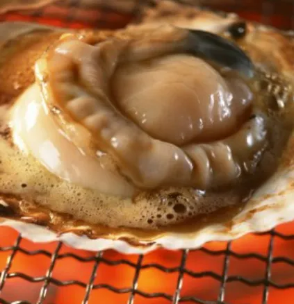 中秋海鮮7件組原價1299元，特價999元。樂天市場提供