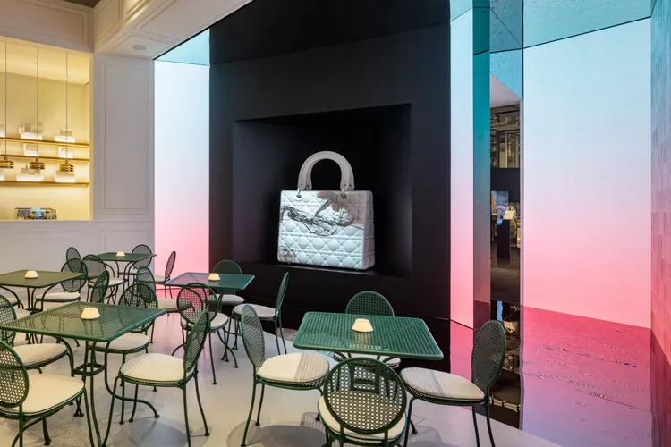 Lady Dior Celebration展覽。品牌提供