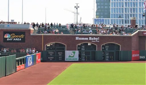 MLB巨人队亚洲唯一合作!长荣航空每日飞三班登「甲骨文球场」