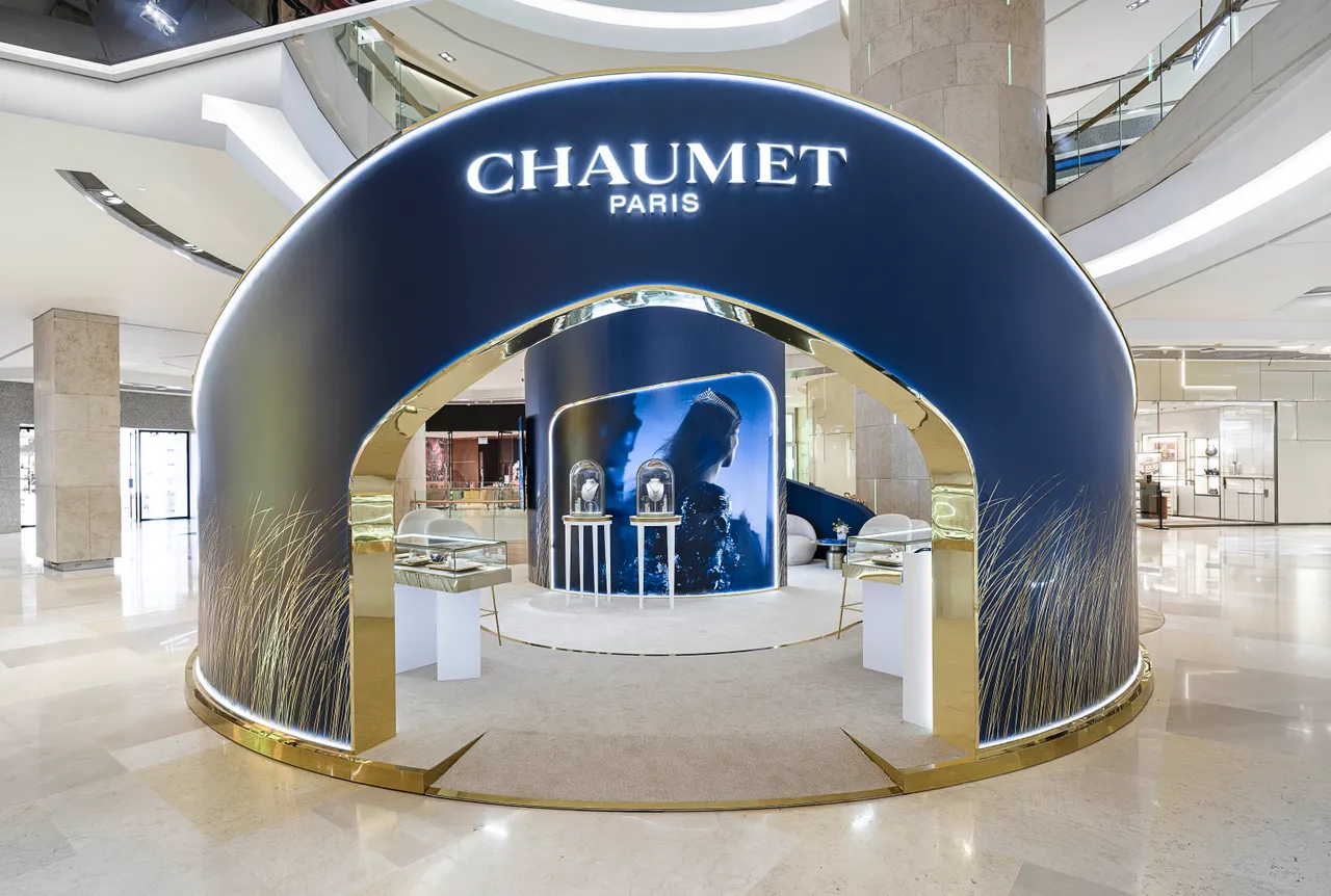 CHAUMET在新加坡ION Orchard購物商場開設的快閃店。品牌提供