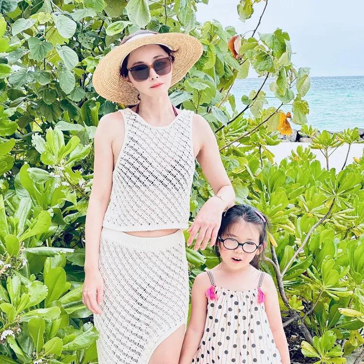 陳怡蓉與老公的7週年之旅，多了女兒陪伴。翻攝陳怡蓉臉書